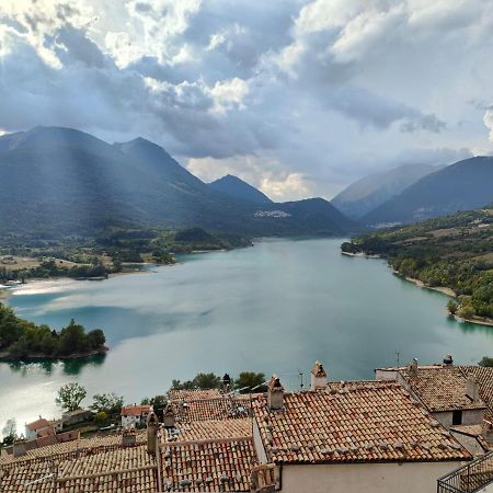 Appartamento Il Borgoin Barrea Esterno foto